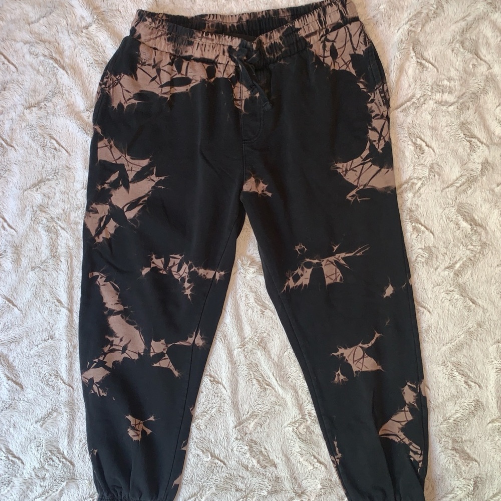 No Boundaries Black and Tan Tye-Dye Joggers